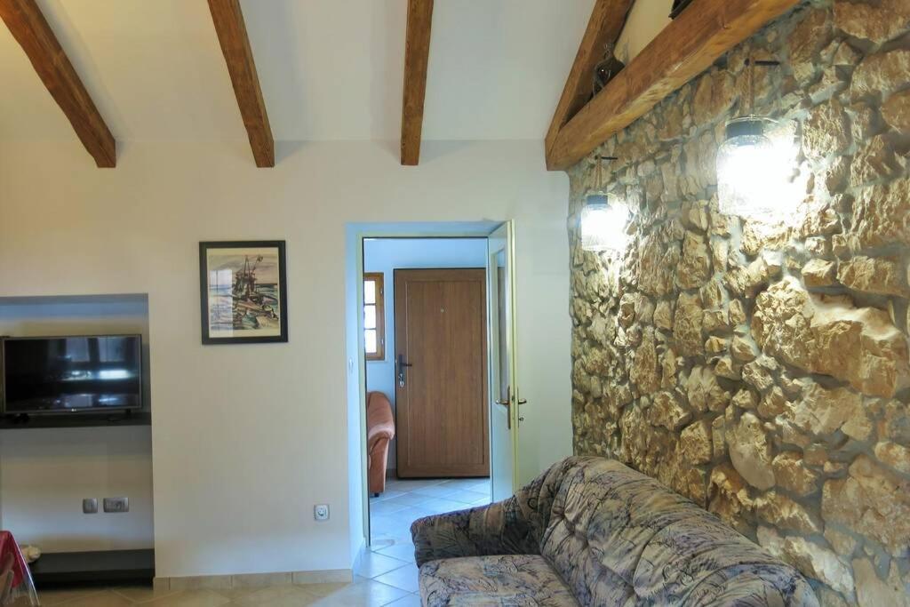 Vacation Home Marinici Mošćenička Draga Esterno foto
